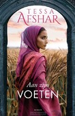 AAN ZIJN VOETEN - AFSHAR, TESSA - 9789029739016